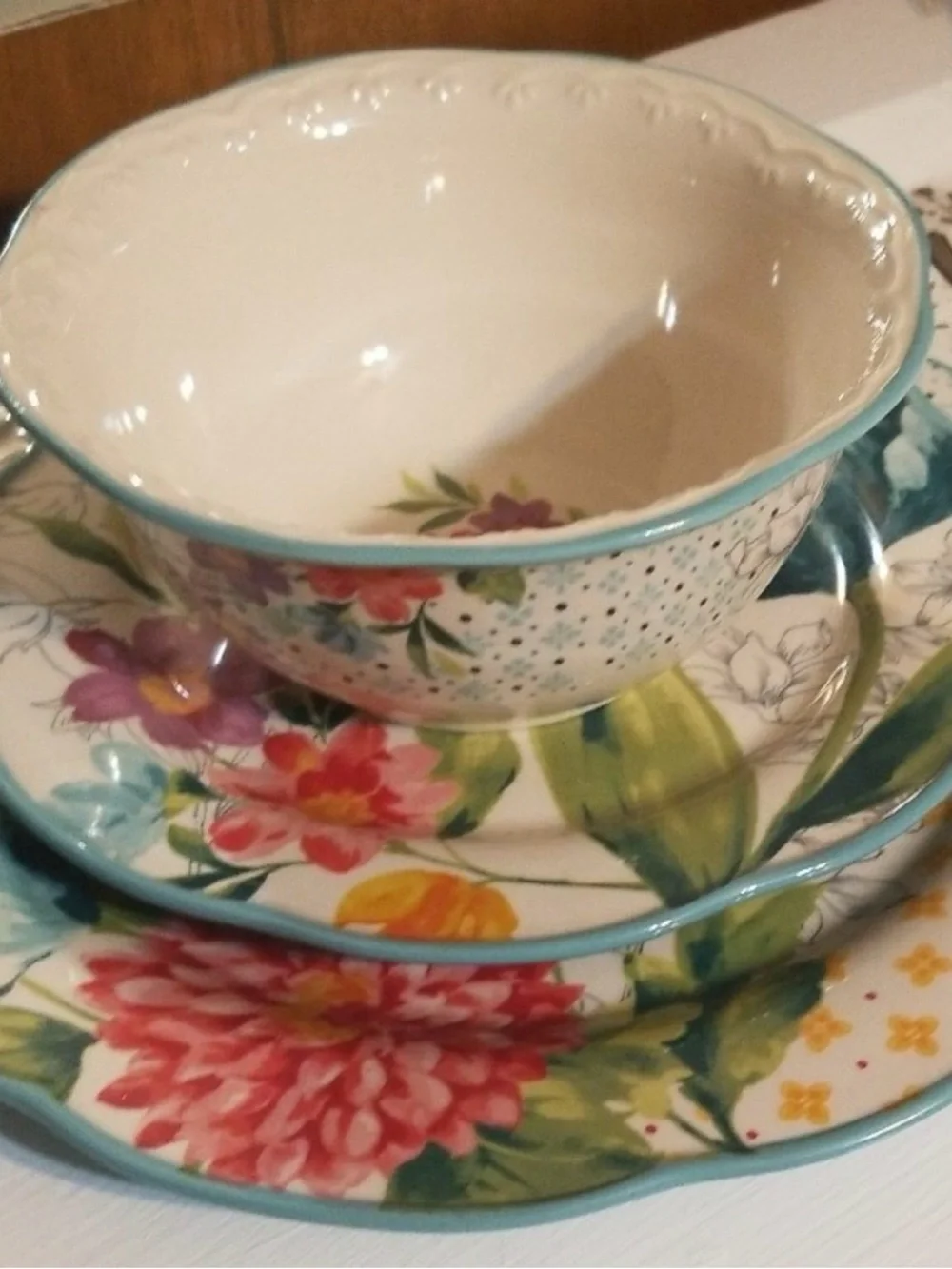 The Pioneer Woman Blooming Bouquet Dinnerware Set 12 pieces